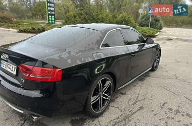 Купе Audi A5 2010 в 