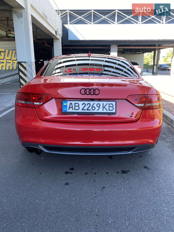Купе Audi A5 2011 в Киеве