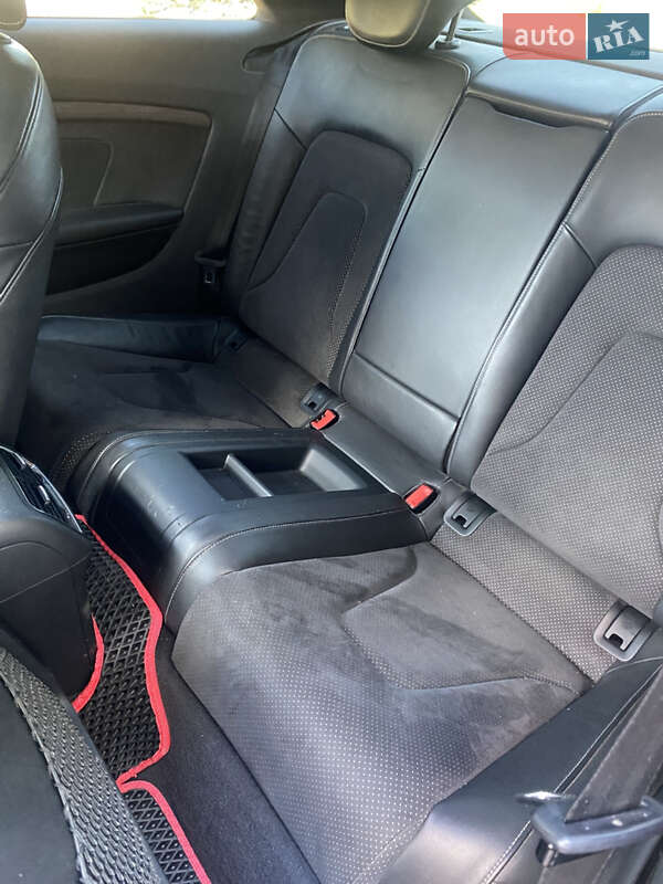 Купе Audi A5 2011 в Киеве