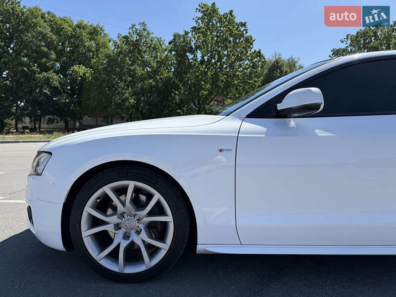 Купе Audi A5 2011 в Кропивницком