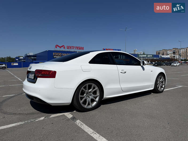 Купе Audi A5 2011 в Кропивницком