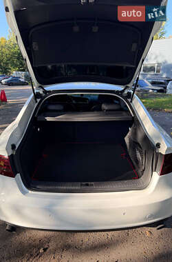 Купе Audi A5 2010 в 