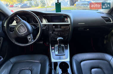 Купе Audi A5 2010 в 