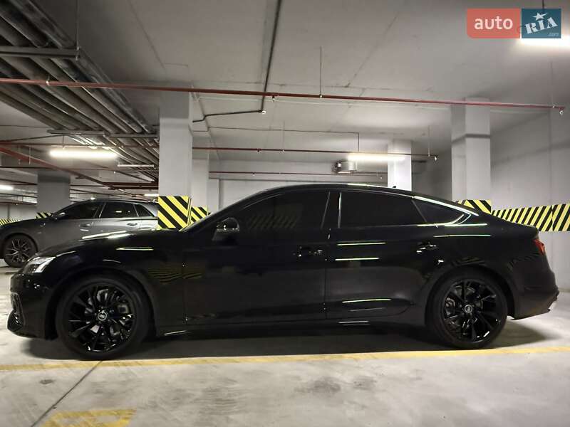 Лифтбек Audi A5 2022 в Одессе