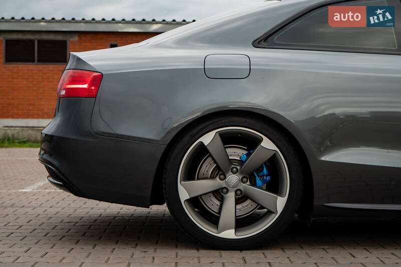 Купе Audi A5 2014 в Киеве