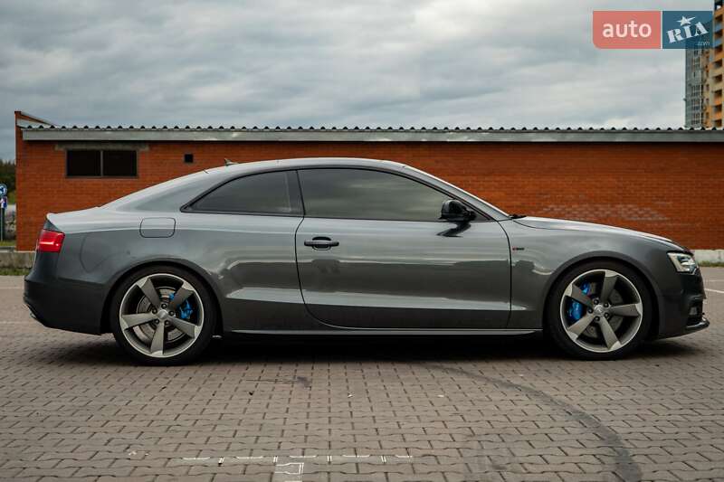 Купе Audi A5 2014 в Киеве