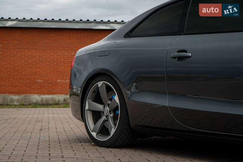 Купе Audi A5 2014 в Киеве