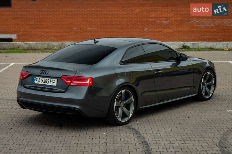 Купе Audi A5 2014 в Киеве