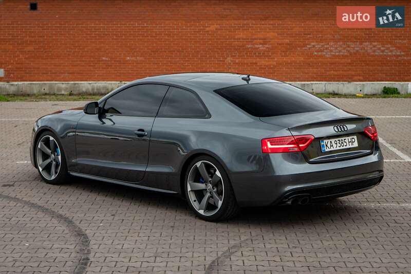 Купе Audi A5 2014 в Киеве