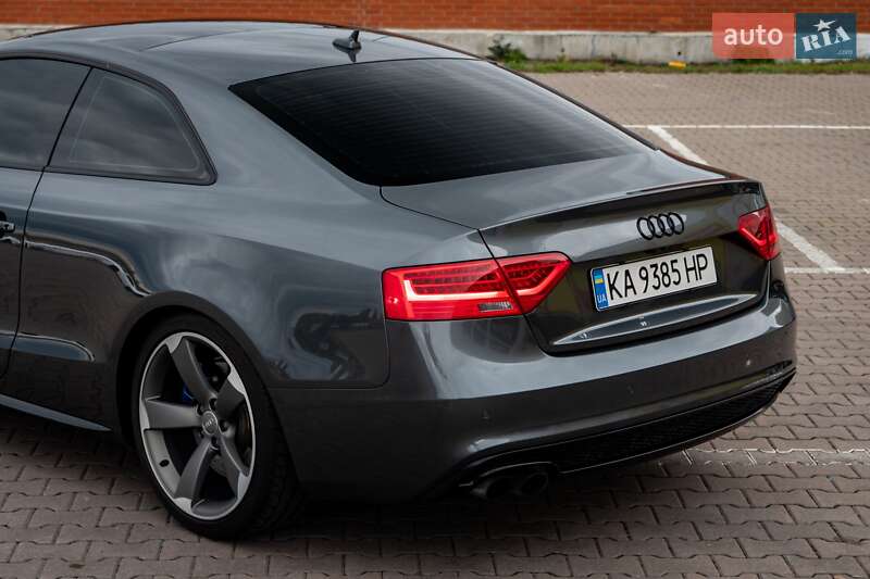 Купе Audi A5 2014 в Киеве