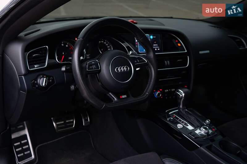 Купе Audi A5 2014 в Киеве