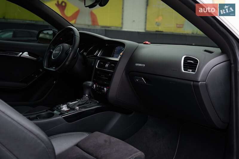 Купе Audi A5 2014 в Киеве
