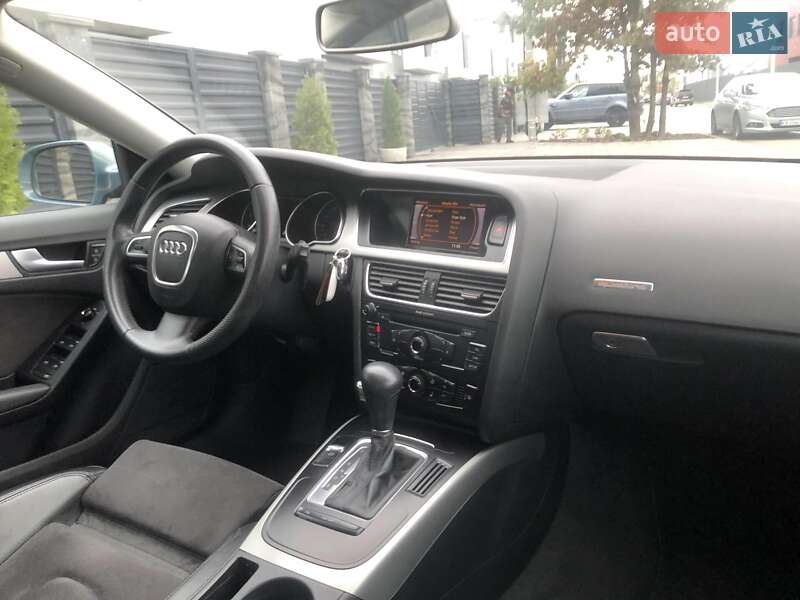 Купе Audi A5 2009 в Петропавловской Борщаговке