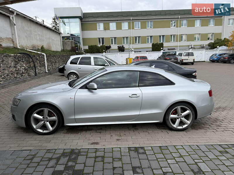 Купе Audi A5 2011 в Ровно