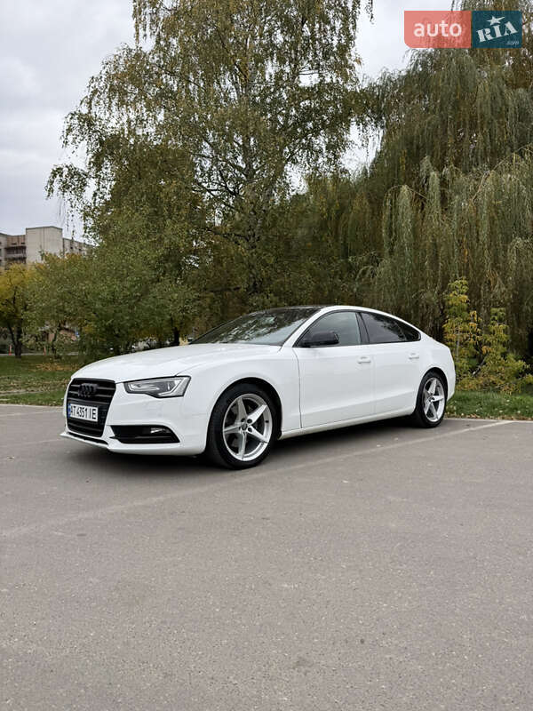 Купе Audi A5 2012 в Ивано-Франковске