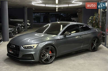 Купе Audi A5 2016 в  фото 6 Купе Audi A5 2016 в