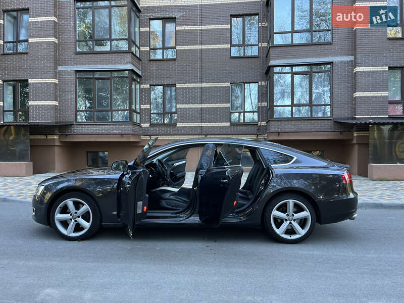 Купе Audi A5 2009 в Чернигове