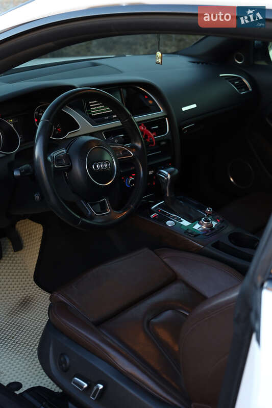 Купе Audi A5 2013 в Хмельницькому фото 12 Купе Audi A5 2013 в Хмельницькому