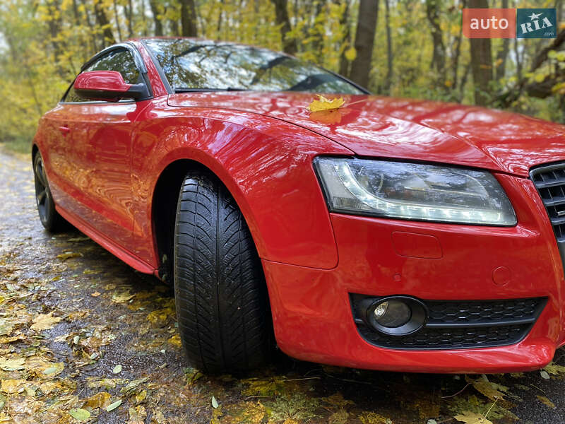Купе Audi A5 2010 в Києві