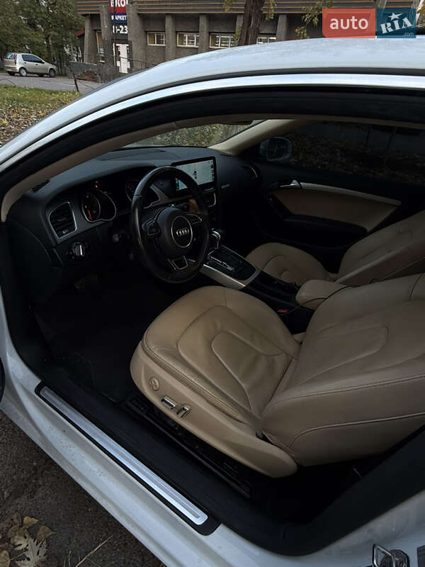 Купе Audi A5 2013 в Києві фото 19 Купе Audi A5 2013 в Києві