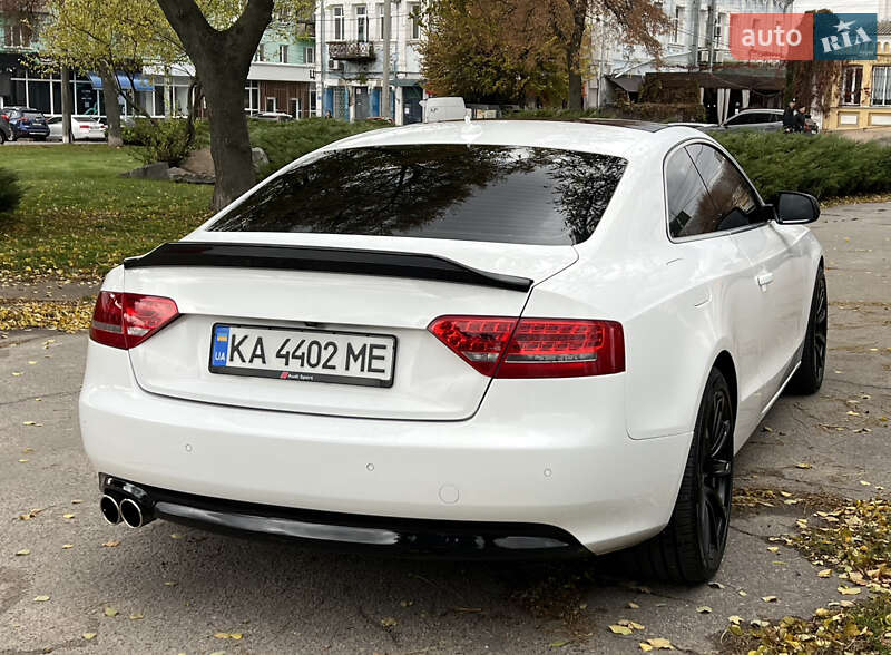 Купе Audi A5 2011 в Белой Церкви