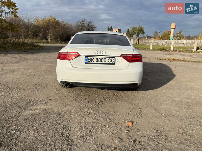 Купе Audi A5 2012 в Ровно