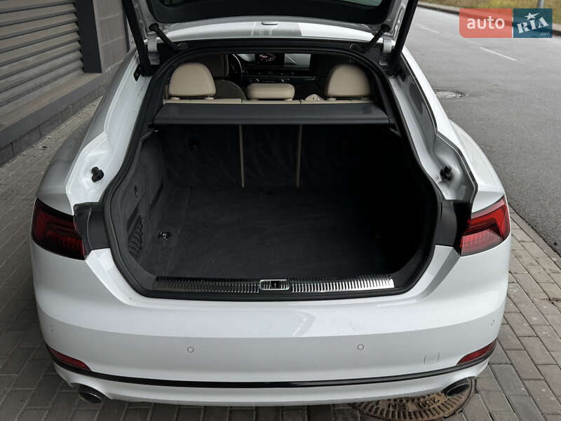 Лифтбек Audi A5 2017 в Киеве