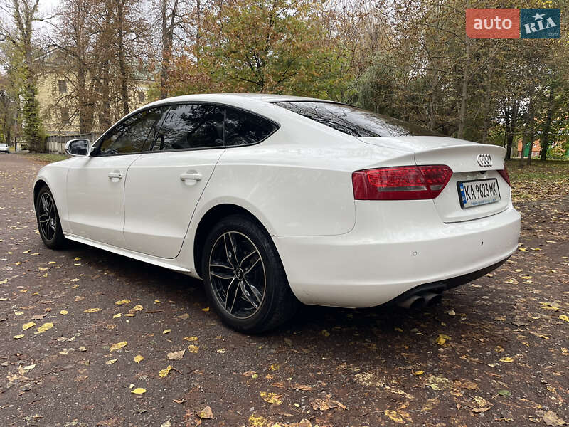 Купе Audi A5 2010 в Києві