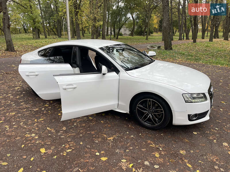 Купе Audi A5 2010 в Києві