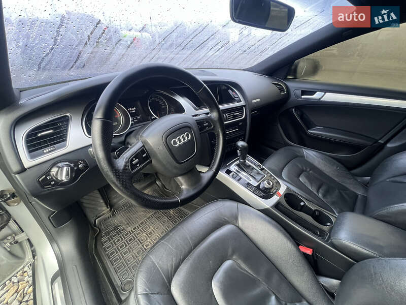 Купе Audi A5 2009 в Стрию
