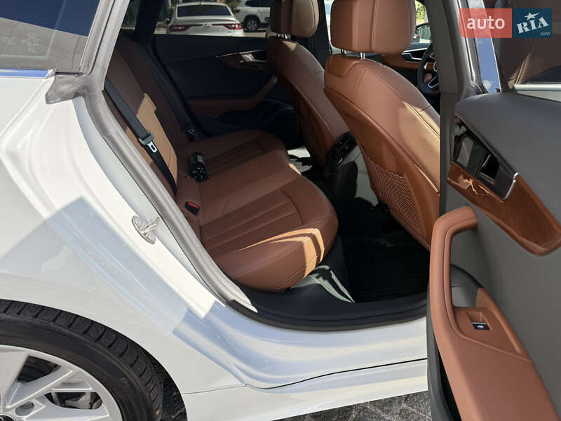 Лифтбек Audi A5 2022 в Днепре