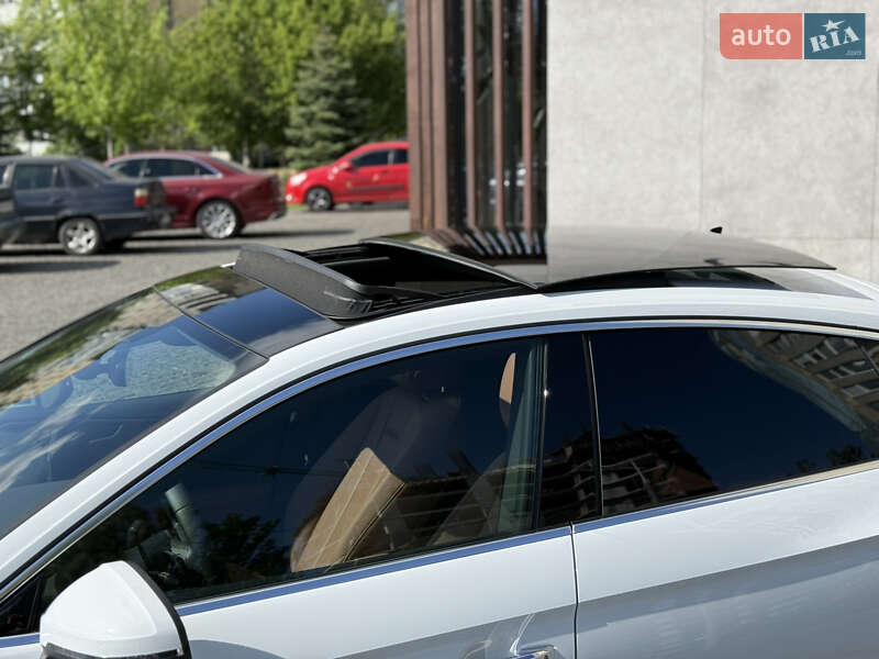 Лифтбек Audi A5 2022 в Днепре