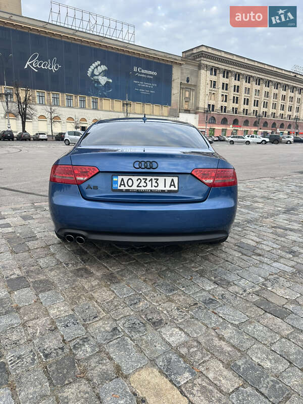 Купе Audi A5 2010 в Харкові