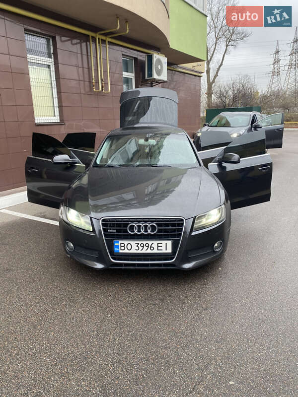 Купе Audi A5 2011 в Киеве