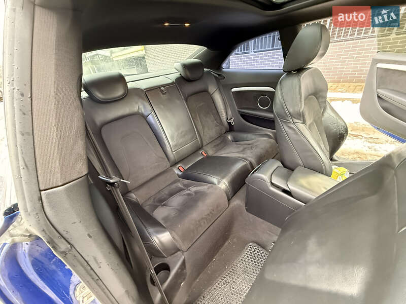 Купе Audi A5 2011 в Жовкве