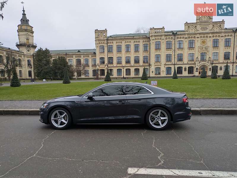 Купе Audi A5 2018 в Киеве