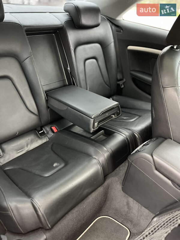 Купе Audi A5 2012 в Киеве