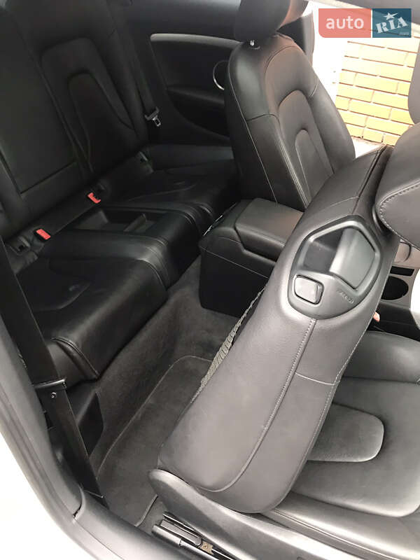 Купе Audi A5 2012 в Киеве