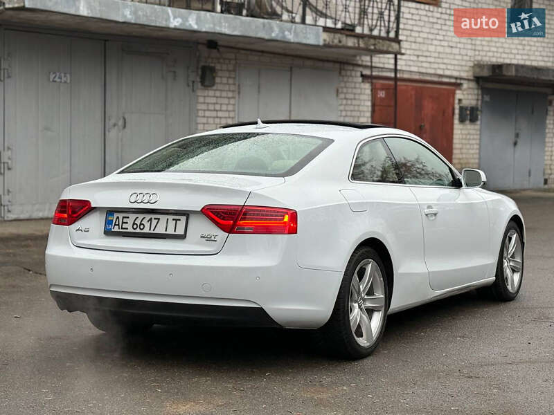 Купе Audi A5 2013 в Киеве