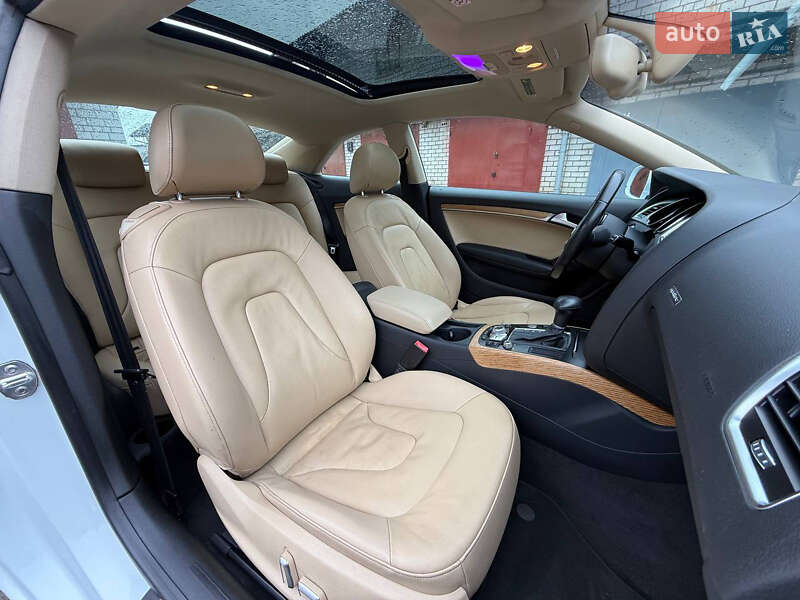 Купе Audi A5 2013 в Киеве