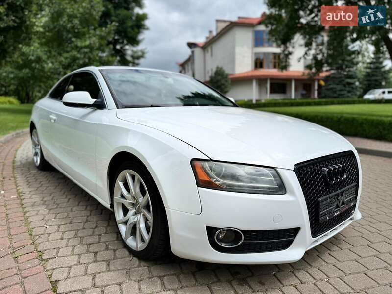 Купе Audi A5 2011 в Львові