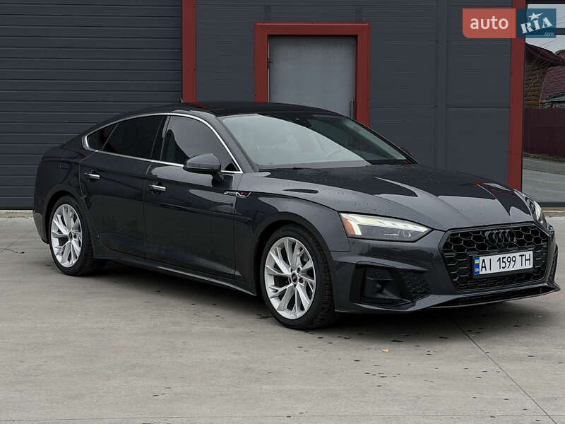 Лифтбек Audi A5 2022 в Барышевке