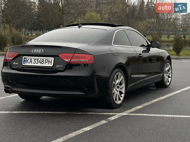 Купе Audi A5 2011 в Хмільнику