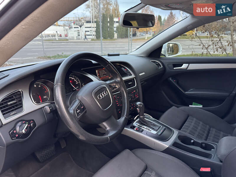 Купе Audi A5 2010 в Киеве