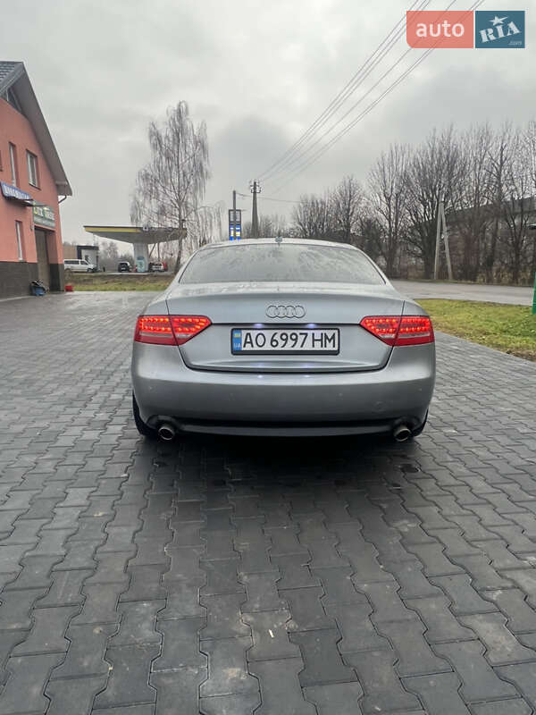 Купе Audi A5 2009 в Львові