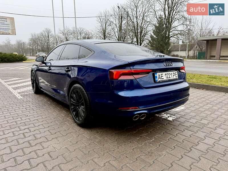 Купе Audi A5 2017 в Киеве фото 15 Купе Audi A5 2017 в Киеве