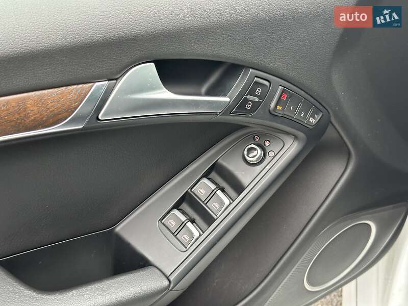 Кабриолет Audi A5 2015 в Киеве