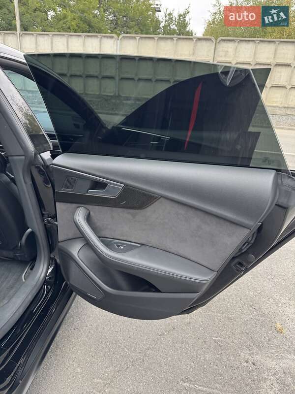 Лифтбек Audi A5 2020 в Днепре