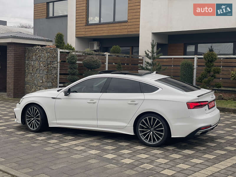 Лифтбек Audi A5 2020 в Стрые