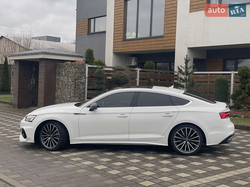 Лифтбек Audi A5 2020 в Стрые